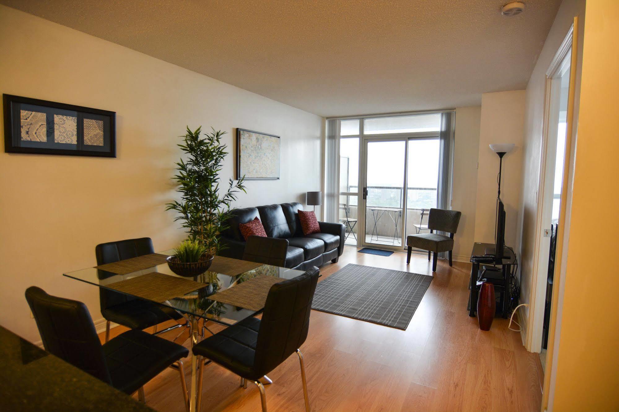 Maplewood Suites - Square One Mississauga Kültér fotó